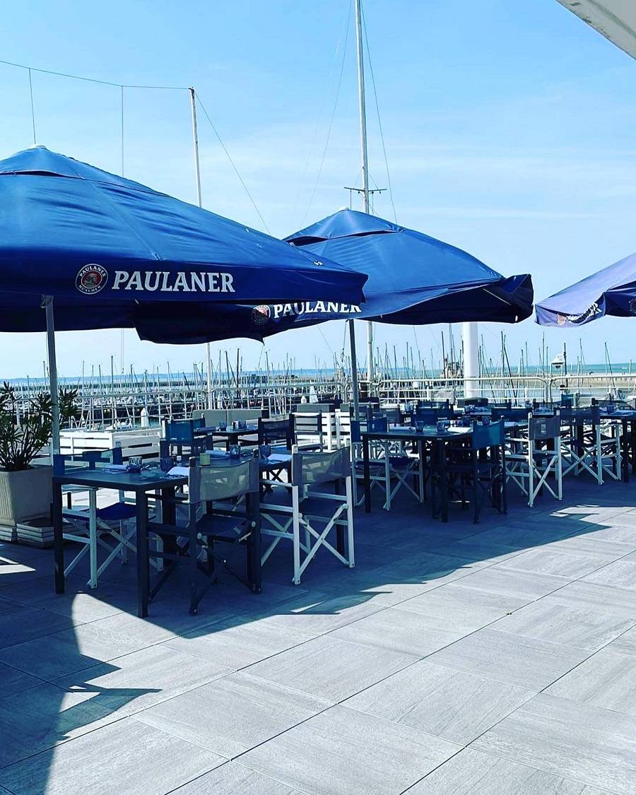 déjeuner en terrasse